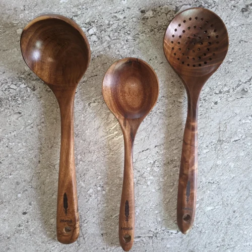 Set de 7 ustensiles de cuisine en bois